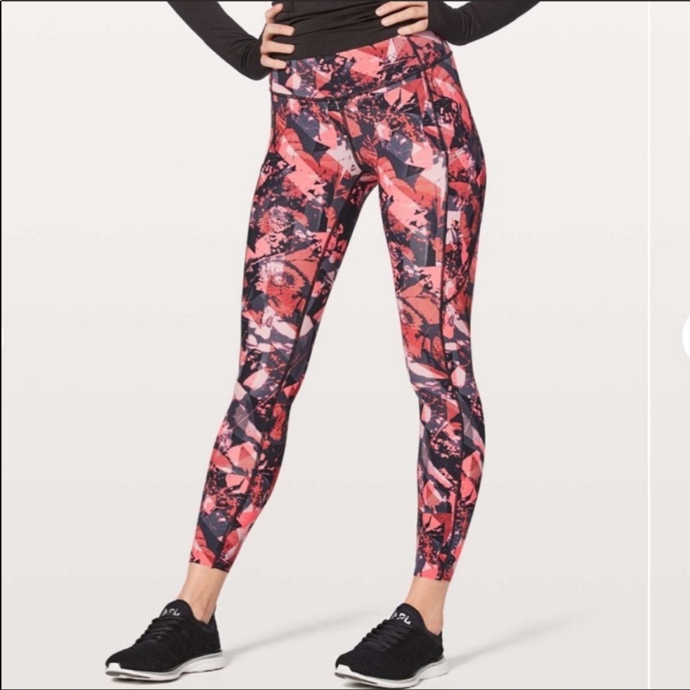 Lululemon Fast & Free 7/8 Nulux 25”